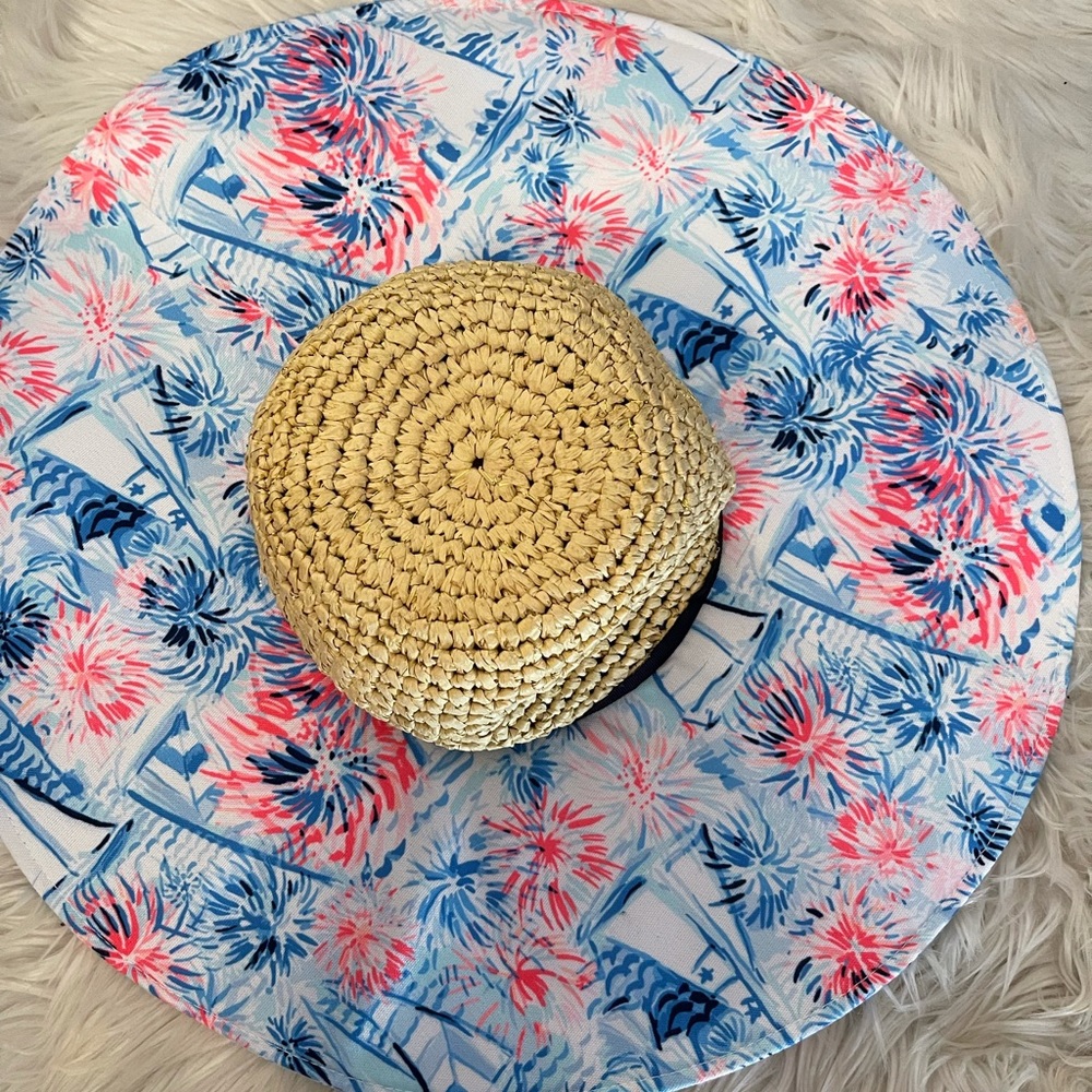 Lilly Pulitzer Hat - Picture 1 of 3